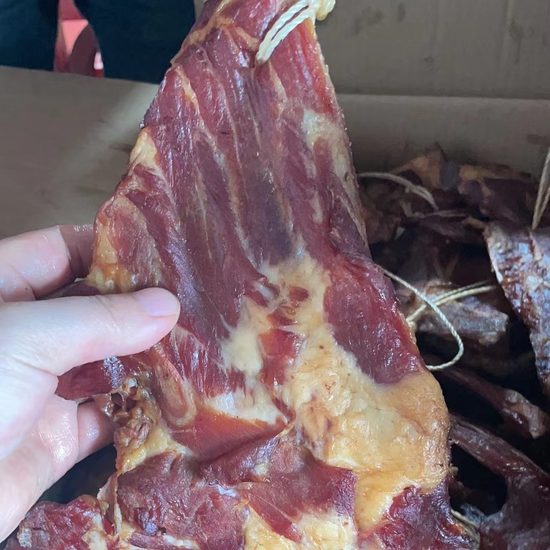 四川烟熏三角排骨跑江湖摆地摊货腊排骨批发农家自制风干三角排骨