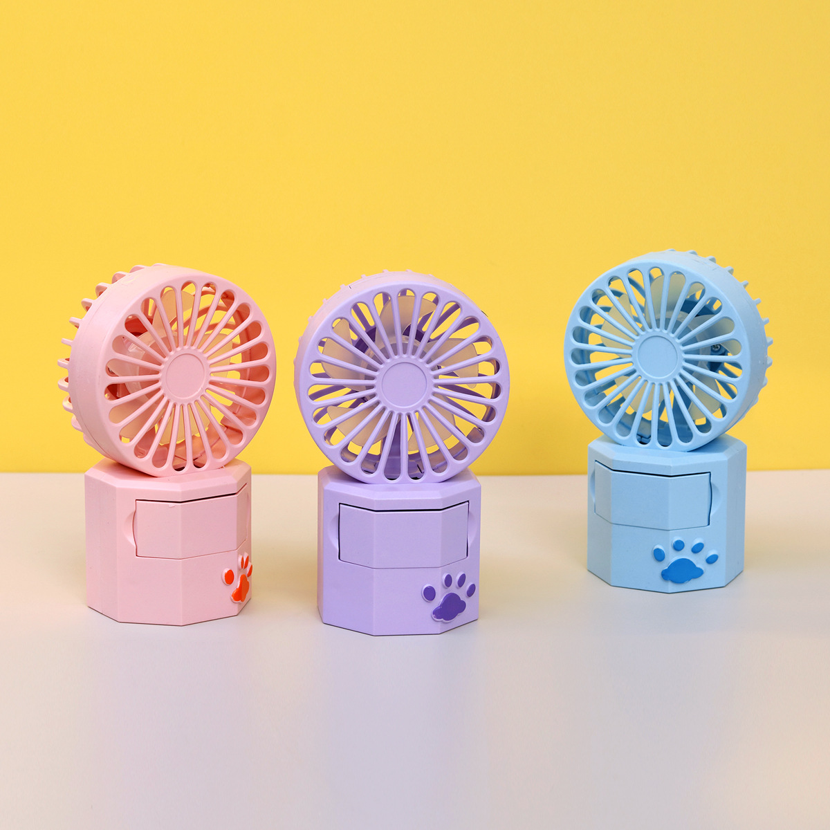 Candy Color Mini Fan Cute Pet Drawer Desktop Little Fan USB Charging Portable Children Gift Fan