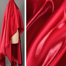 大红色液态金属水光缎面料 高亮反光外套裤裙丝滑垂顺连衣裙布料