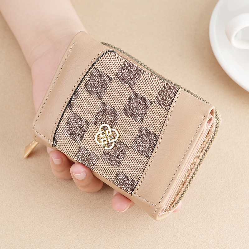 Women's Wallet Short 2023 New Tri Fold Card Holder Versatile Classic Presbyopic Coin Purse Fashion Small Wallet Wholesale