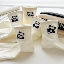 袜子女新款刺绣熊猫短筒袜ins潮流韩版卡通可爱表情包学院风船袜