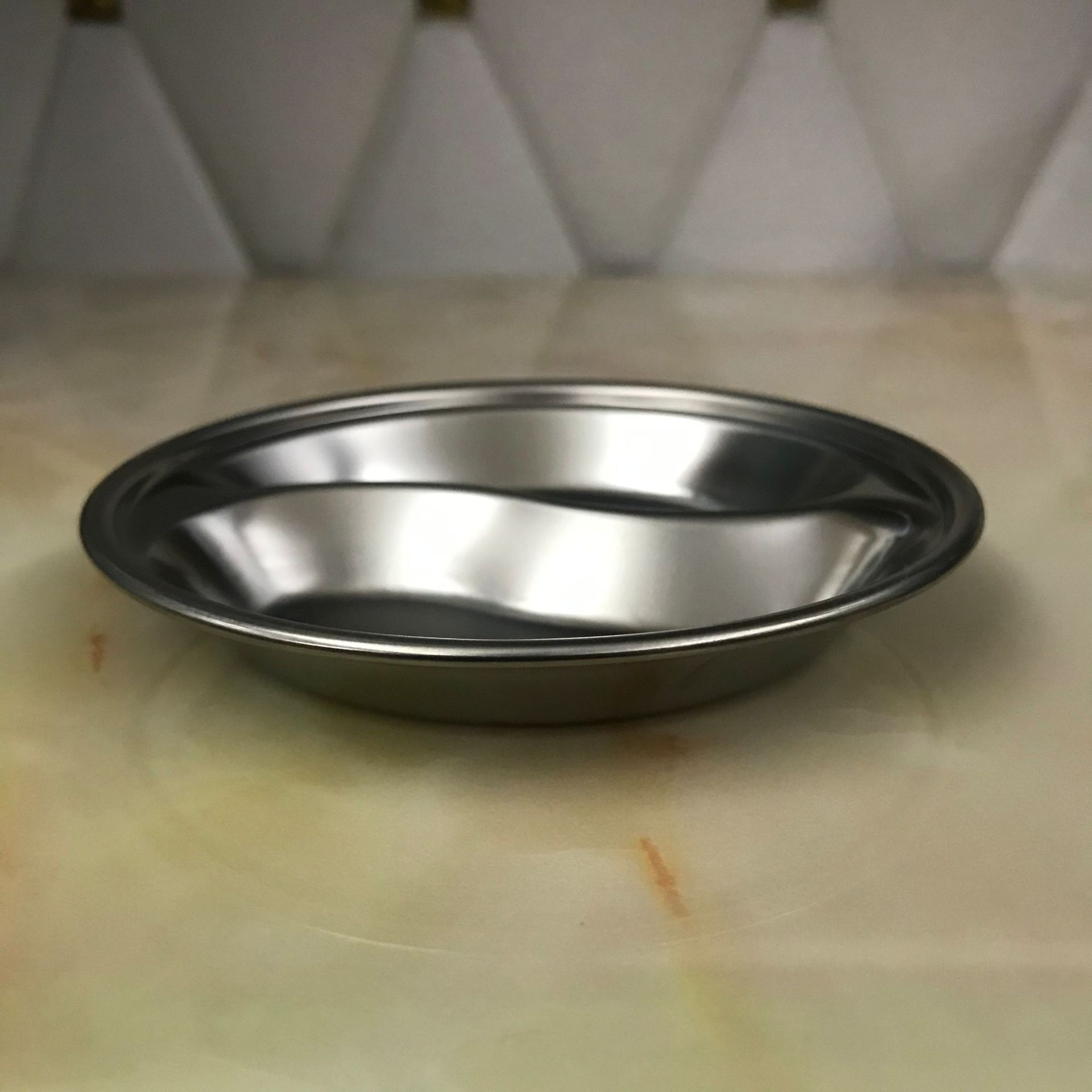 304不锈钢碟盘子加厚无磁带磁圆盘菜盘儿童厨房玩具家用饭店小碟