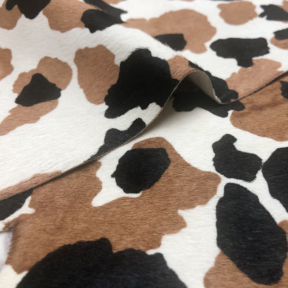 头层马毛皮彩色整张奶牛纹印花箱包服装面料雪地靴皮料带毛牛皮