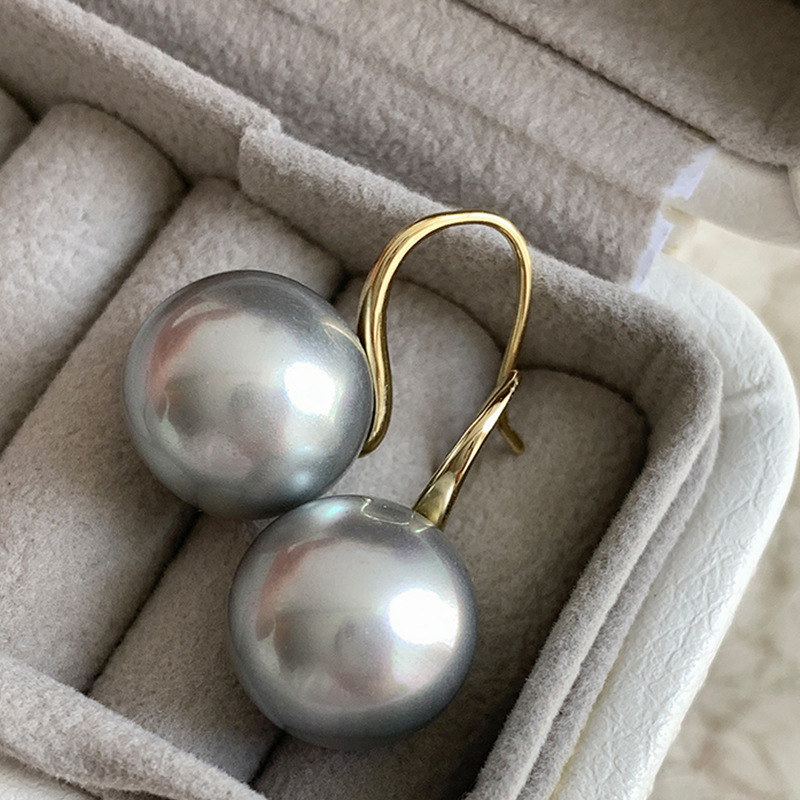 Retro Gray Pearl High Heels Earrings Women's Light Luxury High-Grade Personality Minimalist Elegant Versatile Earrings