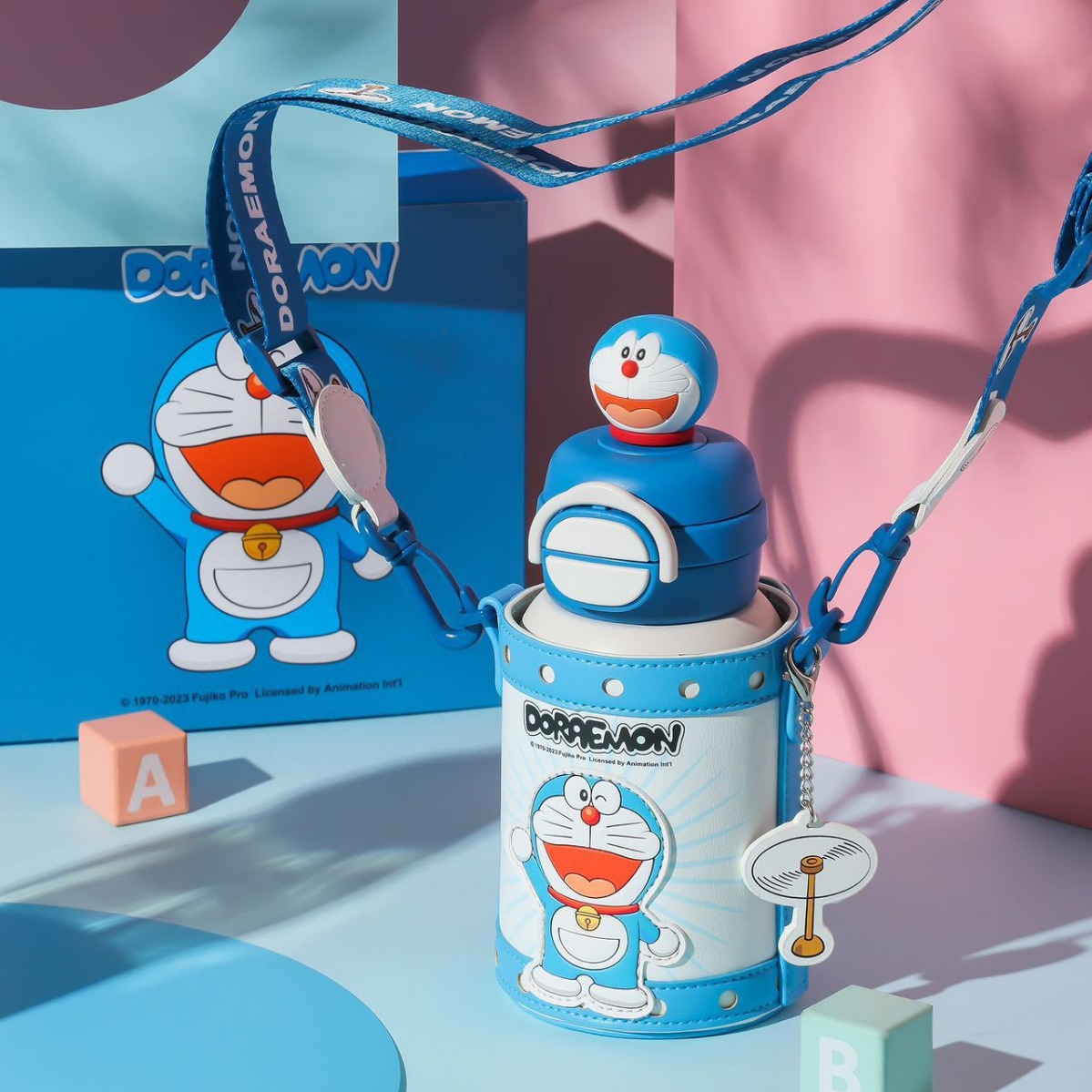 杯具熊新款哆啦a梦保温杯可爱学生高颜值双饮吸管儿童正品水杯壶