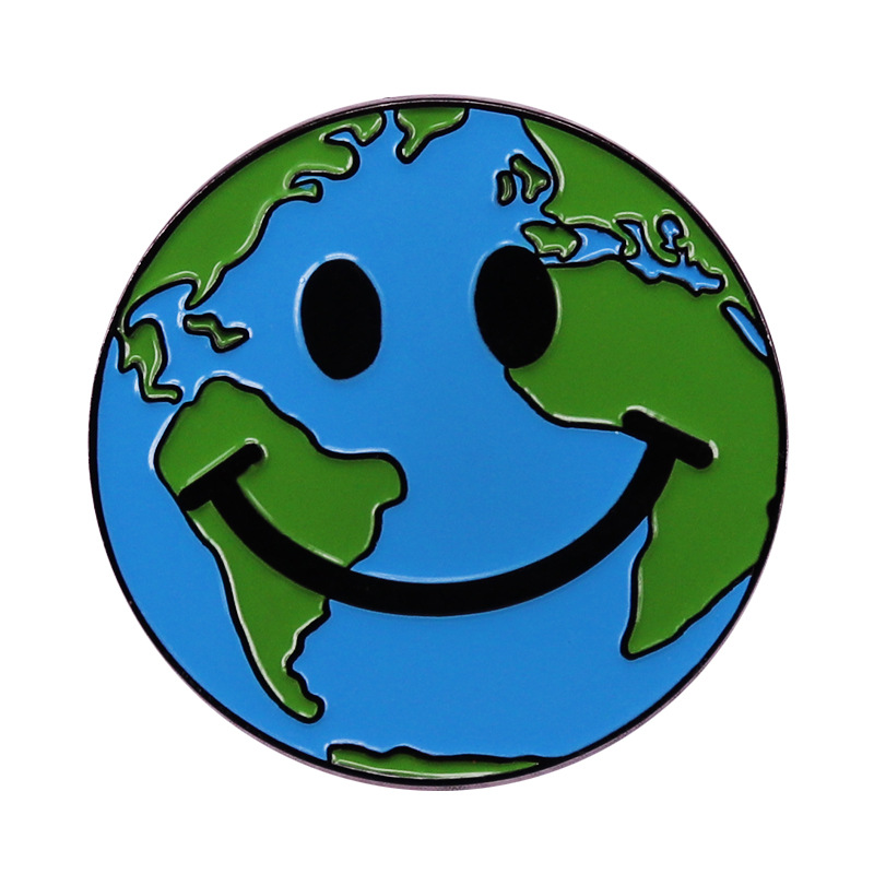 世界地球日笑脸胸针可爱表情符号徽章