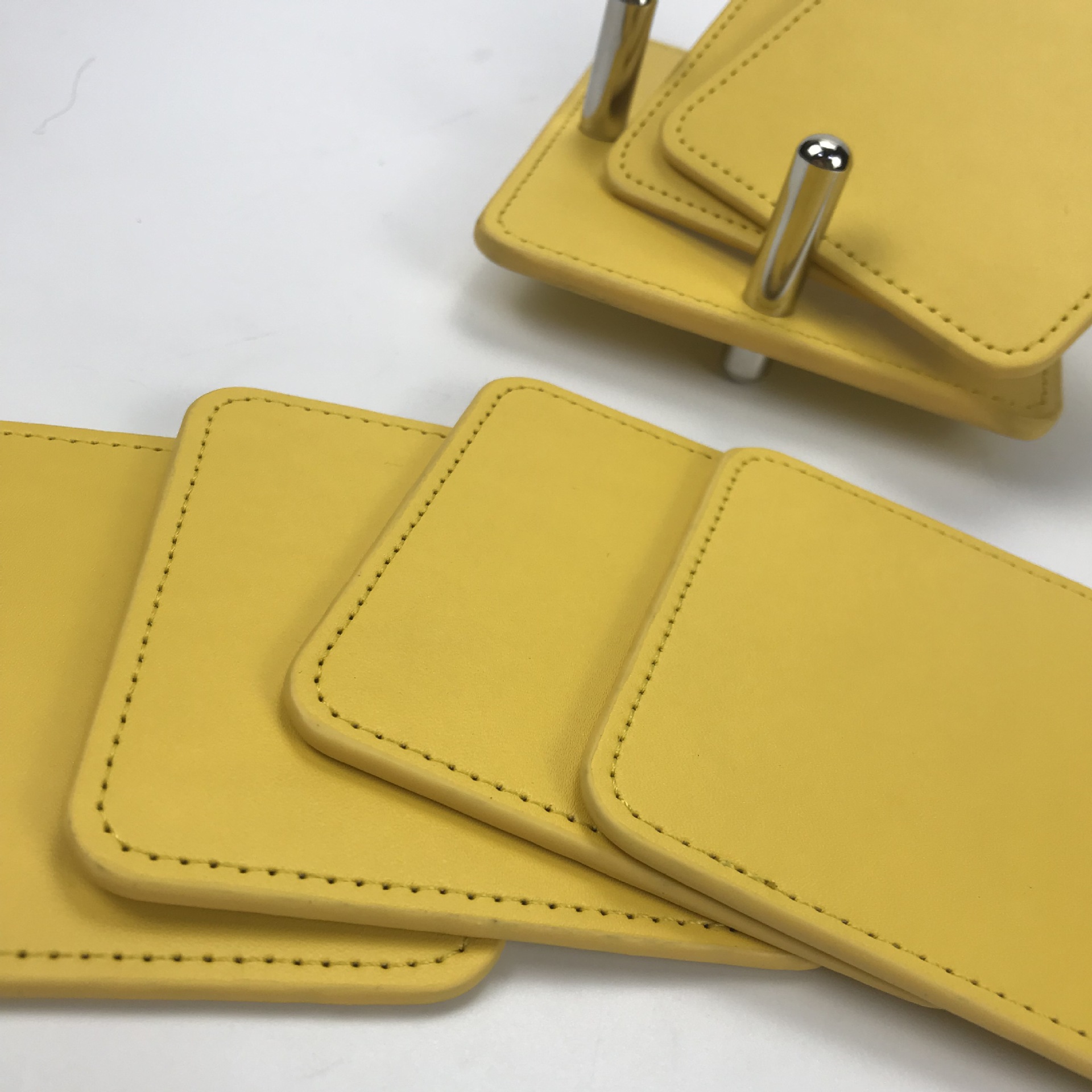 厂家定制复古pu杯垫 可定制皮革垫子 皮质餐垫来样定制皮垫子