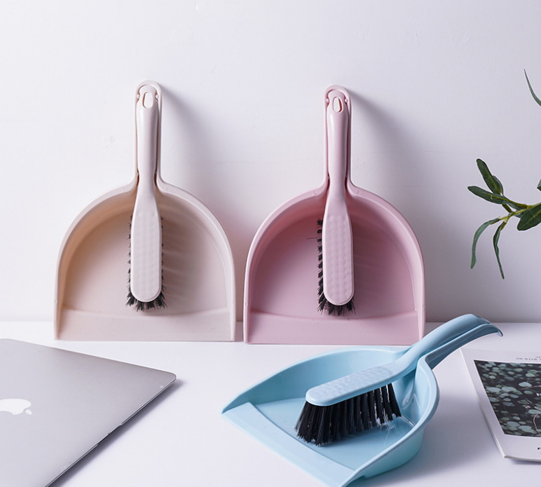 Mini Desktop Cleaning Brush