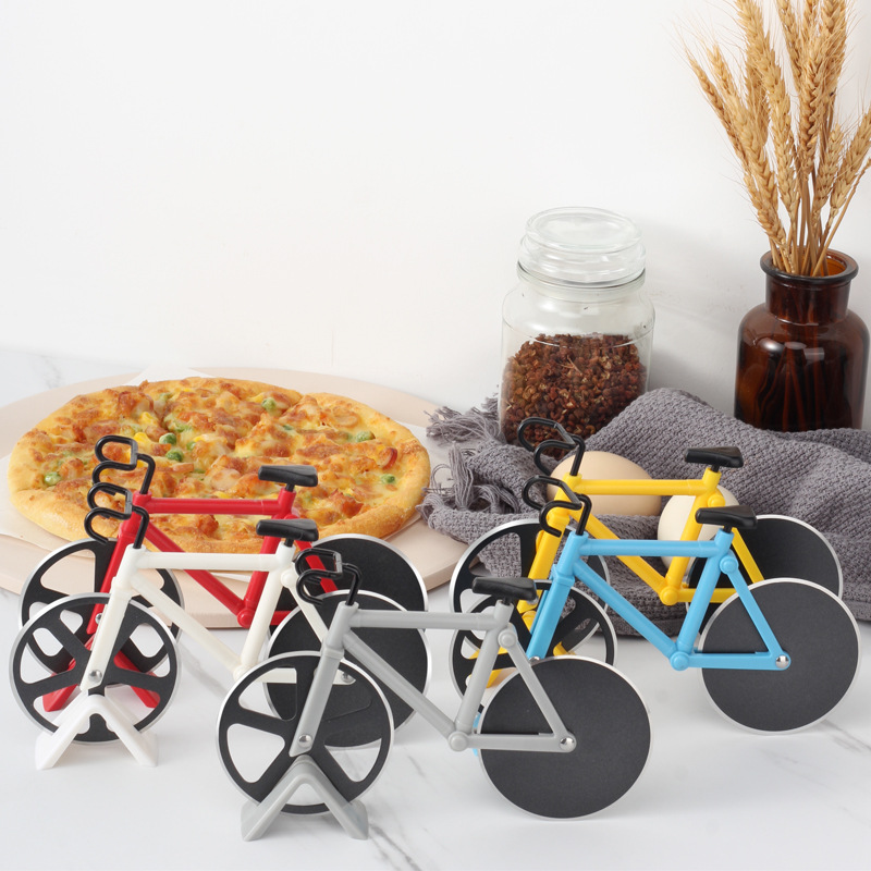 Creative Bicycle Pizza Cake Knife Slitting Knife Stainless Steel Double Wheel Pizza Cutter round Pizza Cut Baking Tool