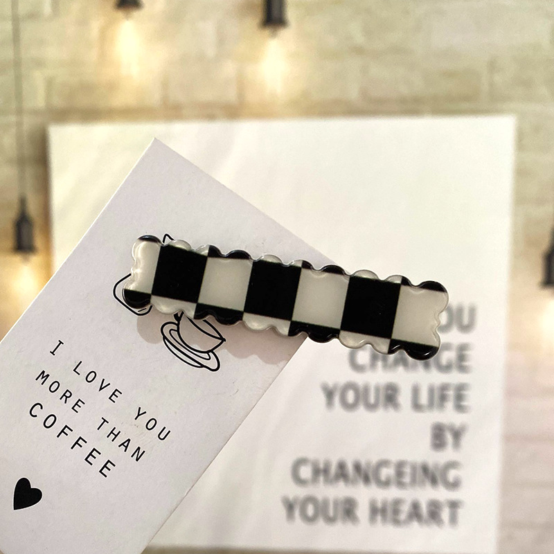 Korean Hot-Selling Black and White Chessboard Grid Barrettes Ins Girly Style Fringe Hairpin Barrettes Classic Style Simple Temperament Duckbill Clip