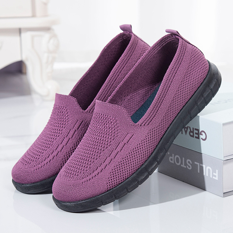 2022 Middle-Aged and Elderly Mom Shoes Flying Woven Old Beijing Soft Bottom Comfortable Ethnic Style Peas Shoes