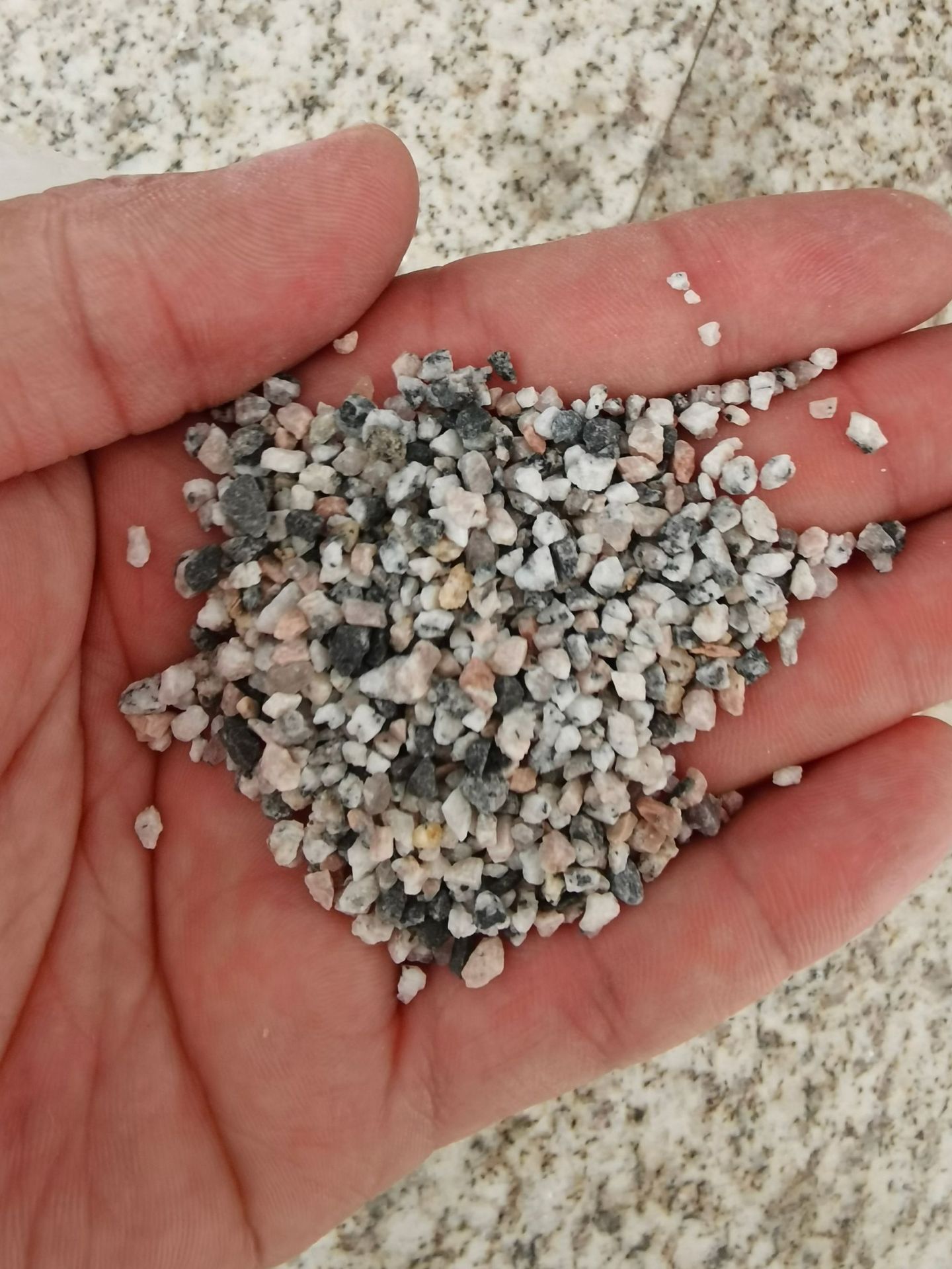 山东莱州机制砂石英砂6-8-10-20-40-80-120目