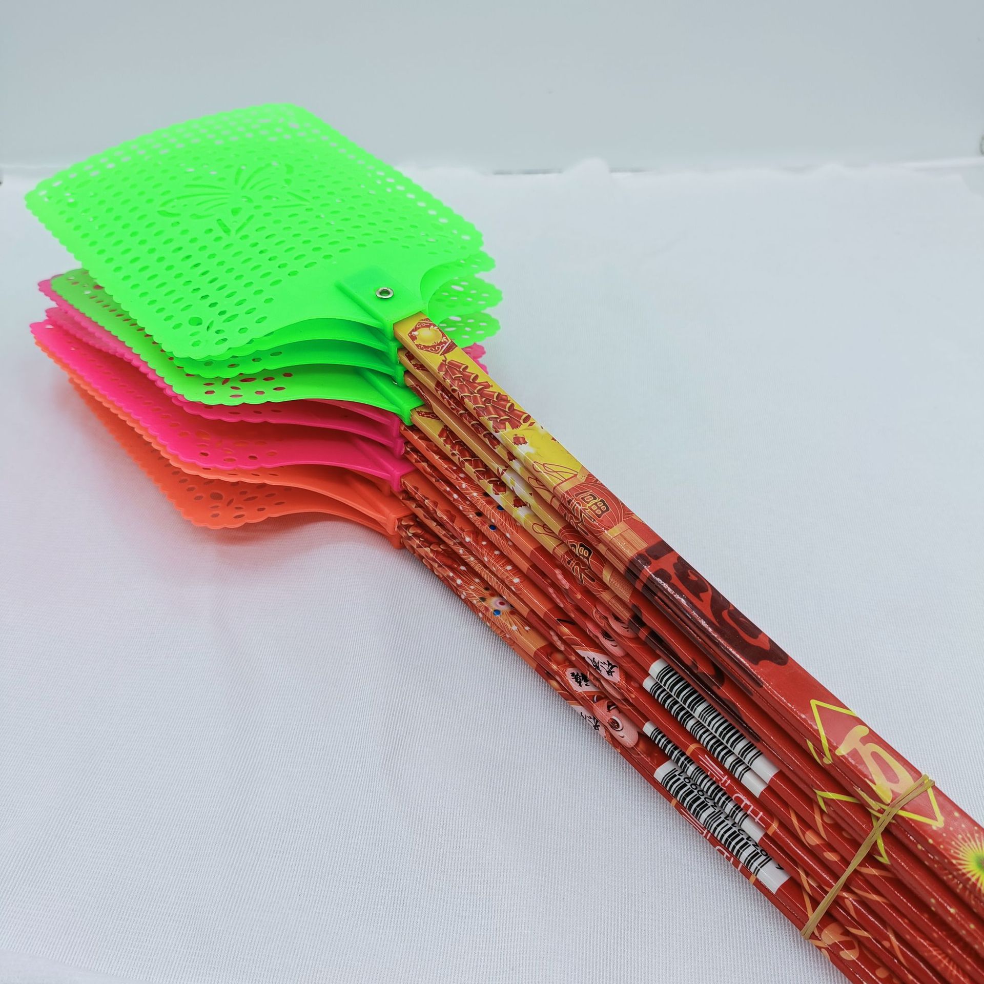 一元苍蝇拍 大吉祥加长竹竿苍蝇拍 长手柄蝇拍 一元两元货源