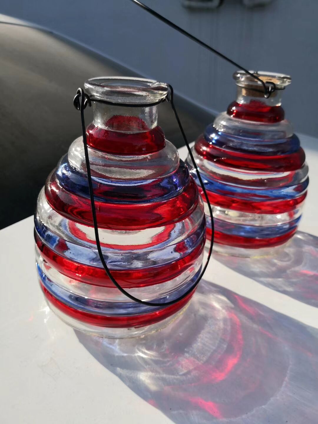 玻璃扑蝇器饮鸟器玻璃瓶螺纹扑蜂器手绘工艺喷涂打孔铁丝吊篮现货