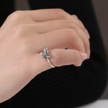 s925银韩版时尚复古个性蝴蝶小戒指女生轻奢小众开口甜美尾戒百搭