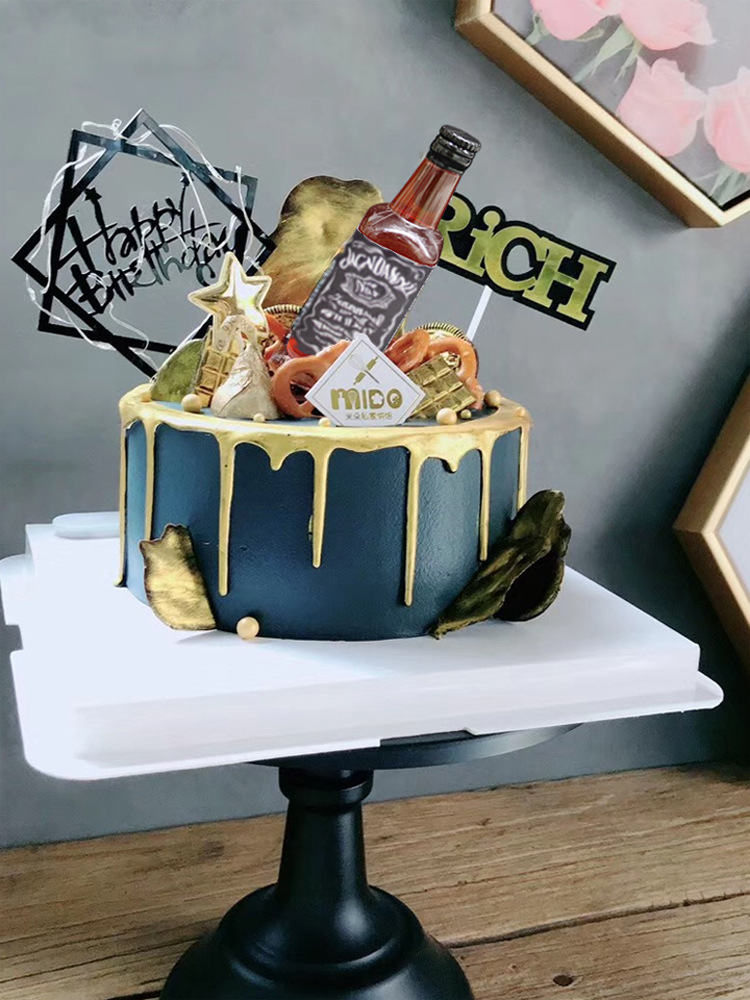 仿真洋酒啤酒小酒瓶蛋糕装饰摆件白酒瓶烟盒父亲老公男士烘焙插件