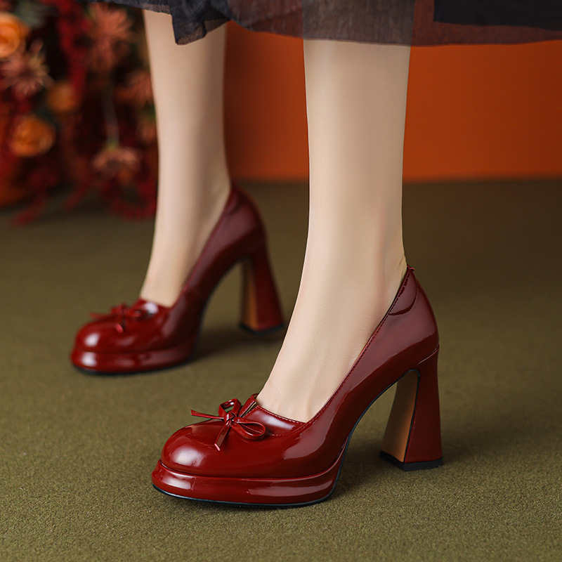 羊漆皮模特旗袍走秀高跟鞋法式设计粗跟浅口粗跟防水台真皮单鞋女