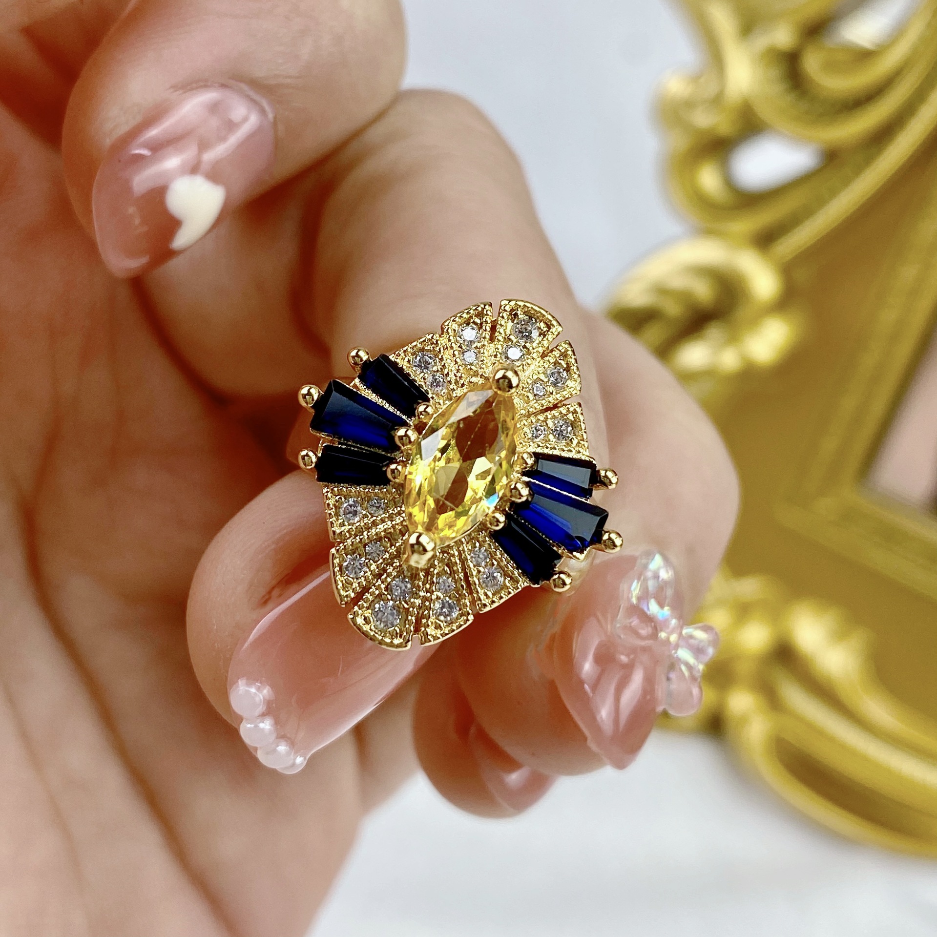 法式复古马眼形状黄色锆石法棍蓝宝石镀18k金戒指中古风饰品批发