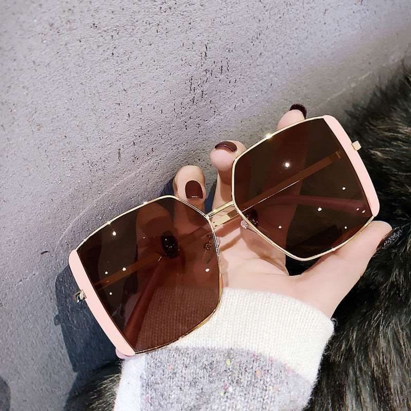 2022 Korean Style New Large Frame Square Fashionable HD Sunglasses Women's Big Face Sunshade Driving Street Shot Sunglasses