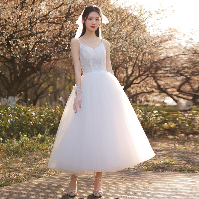 法式轻婚纱2022新款新娘礼服旅拍森系超仙吊带小个子孕妇出门纱女