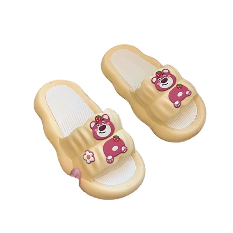 2023 New Slippers Female Summer Poop Feeling Cloud Soft Bottom Student Home Outdoor Cute Internet Celebrity Slippers Female