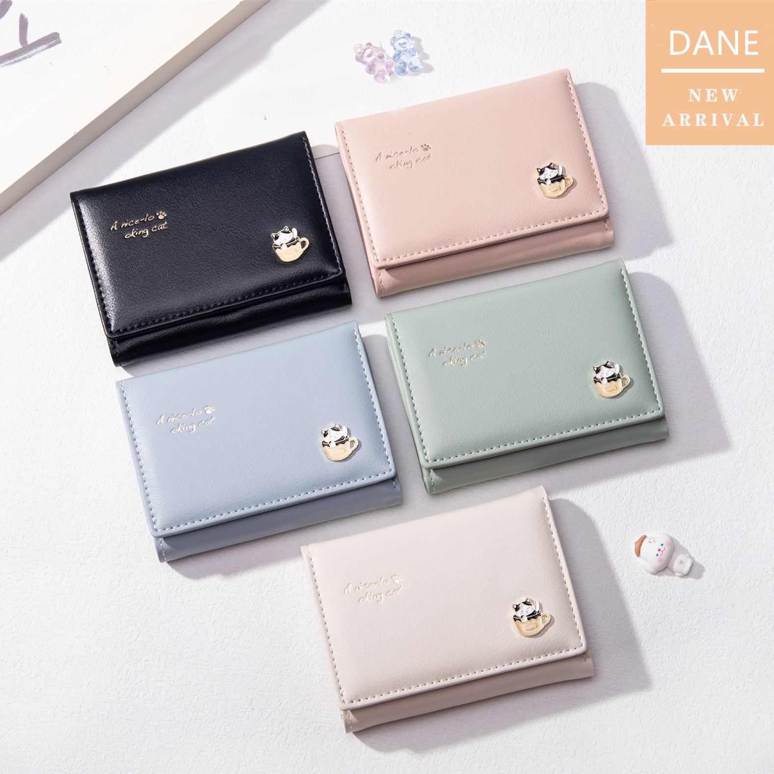 黛妮 韩版新款卡通可爱萌趣猫咪小三折薄款小巧学生短款钱包钱夹