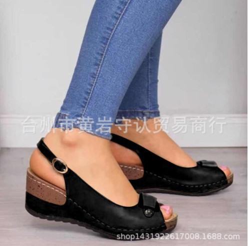 European and American Foreign Trade 2023 Cross-Border New Arrival Roman Retro High Heel Wedge Sandals Peep Toe Buckle with plus Size Women's Shoes