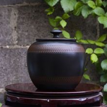 建水紫陶茶叶罐普洱储茶罐醒茶罐密封包装手工雕刻微紫陶茶罐