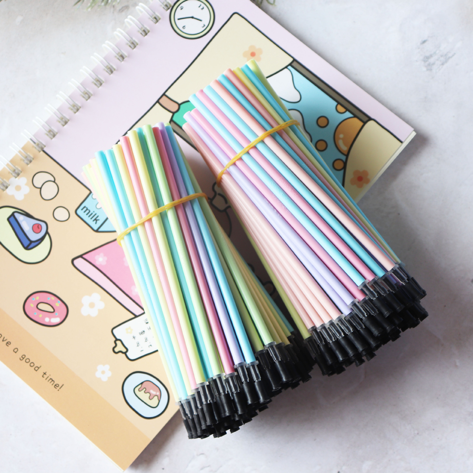 系中性笔芯可定制  量大有优惠商品描述是否跨境出口专供货源是颜色0