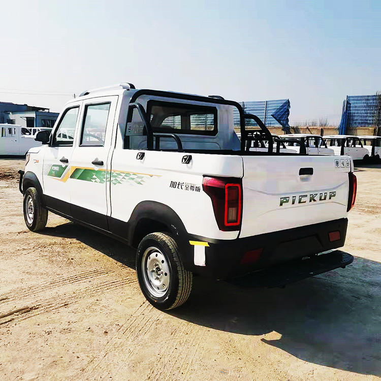 大功率双排皮卡车 油电两用家用电动四轮车 短途倒货小货车