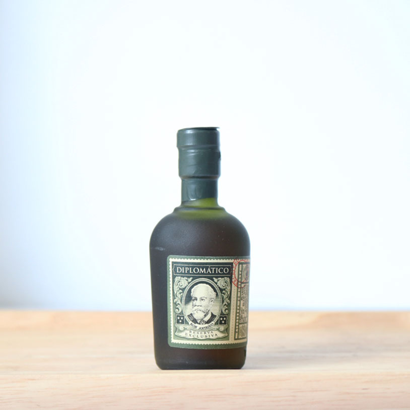 外交官珍藏朗姆酒diplomatico reservaexclusiva rum玻璃酒版