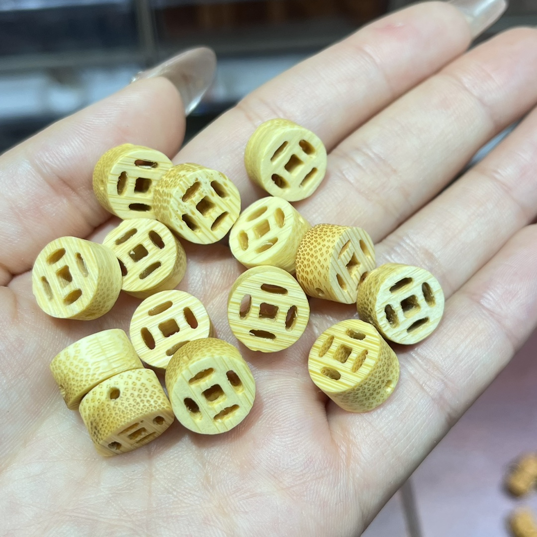 批发竹雕小配件铜钱diy文玩饰品竹子漏空雕刻文玩配珠中式圆形