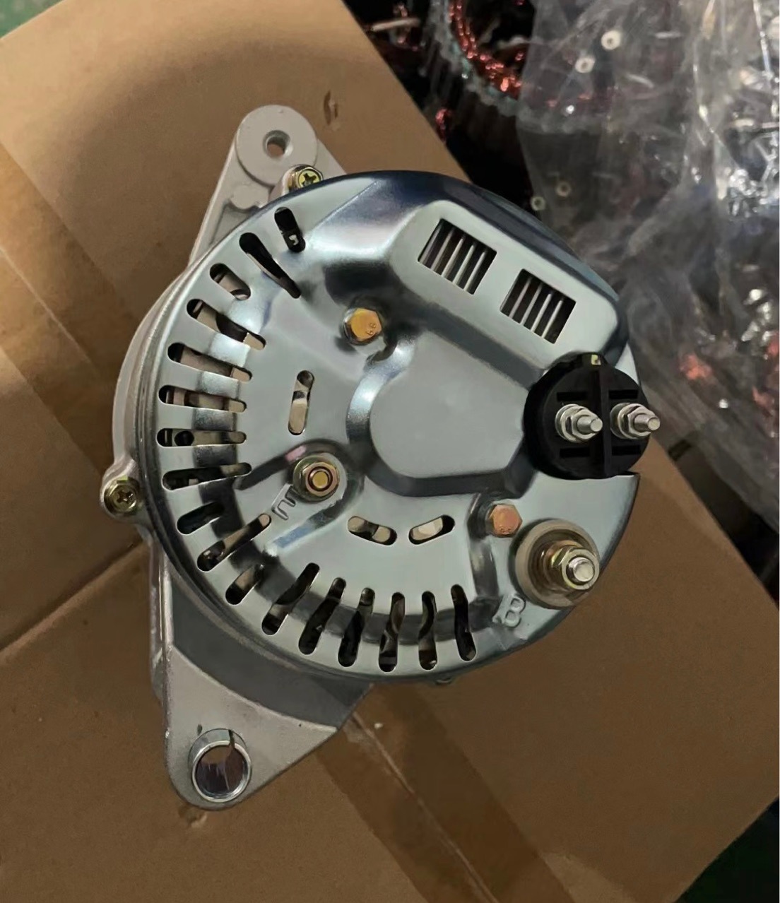 适用约翰迪尔1054拖拉机发电机东方红lr6b3发电机12v