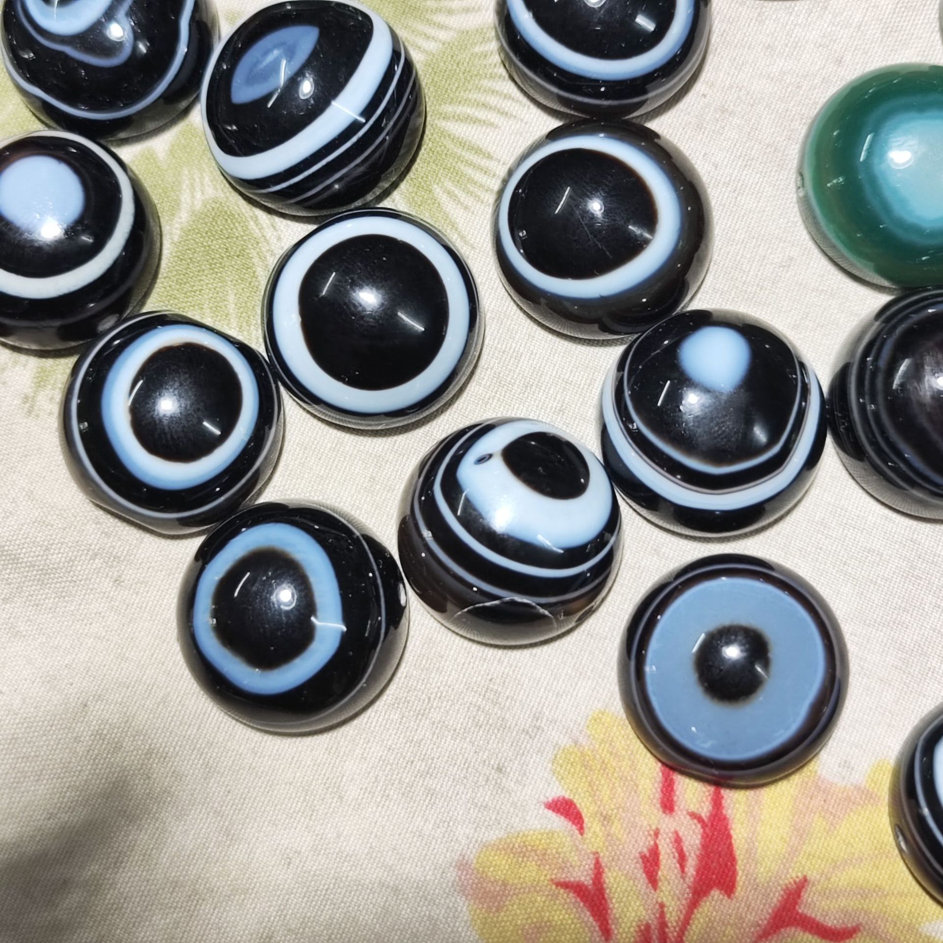 天原缠丝玛瑙天眼羊眼眼睛药师珠天珠散珠手链手串黑色玛瑙板珠