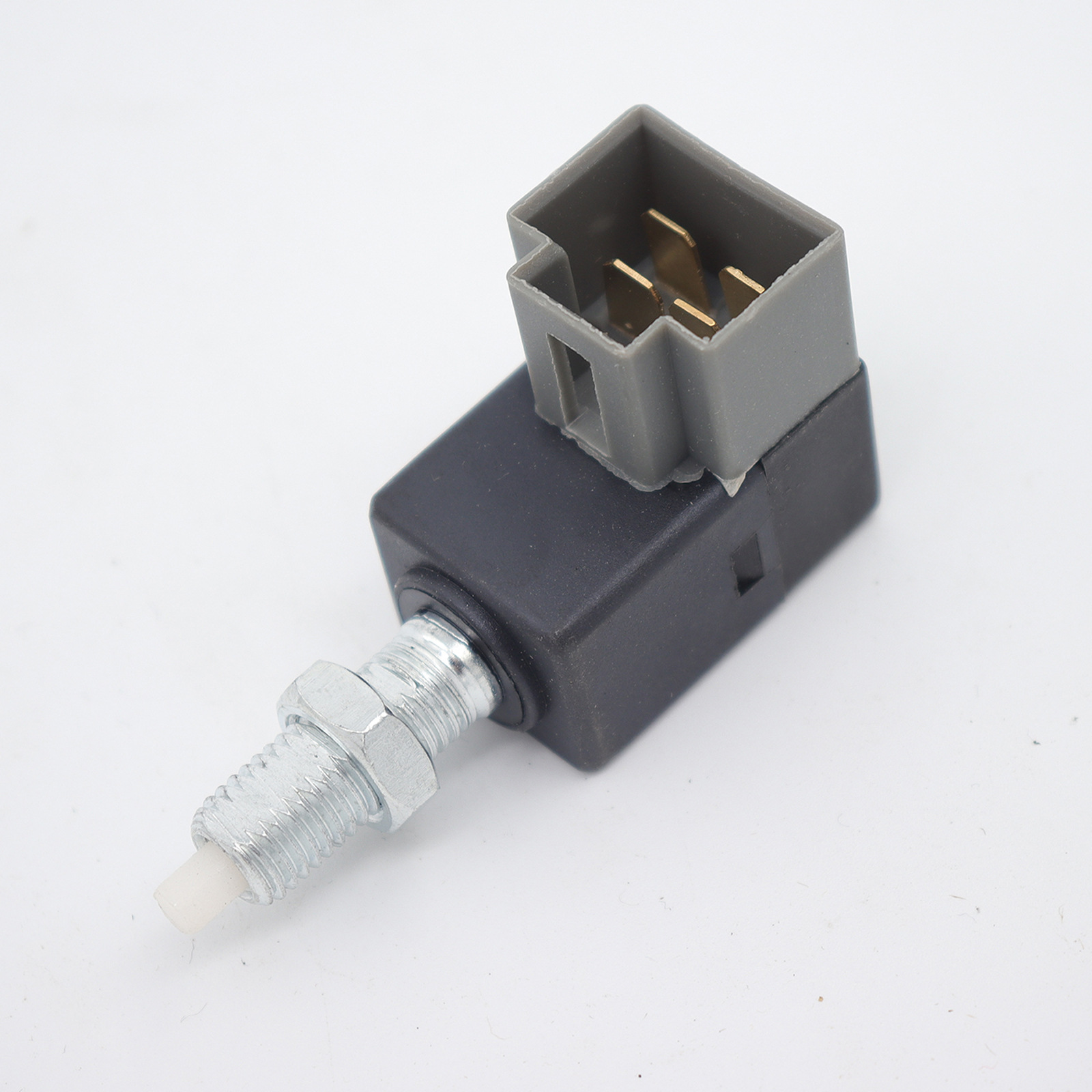 适用于现代斯巴鲁 刹车灯制动灯开关总成 938103k000 4插车灯开关
