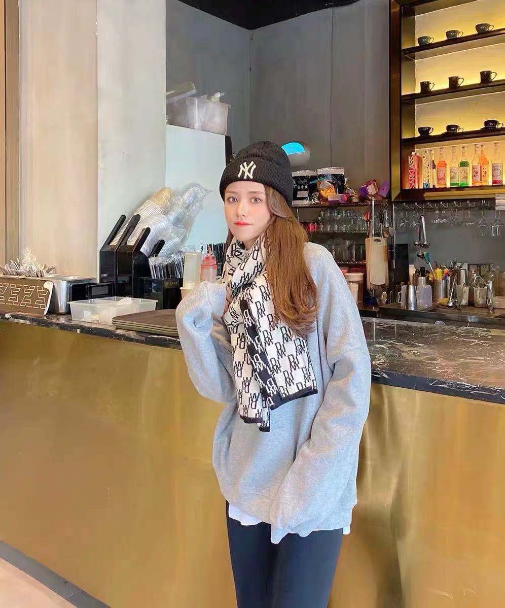 现货we11done经典黑白羊毛针织围巾双面老花情侣同款保暖提花围脖