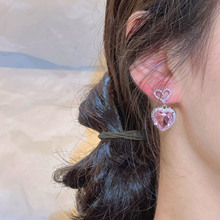 轻奢高级感爱心耳环小众设计耳饰潮气质耳钉甜蜜粉色锆石心形耳环
