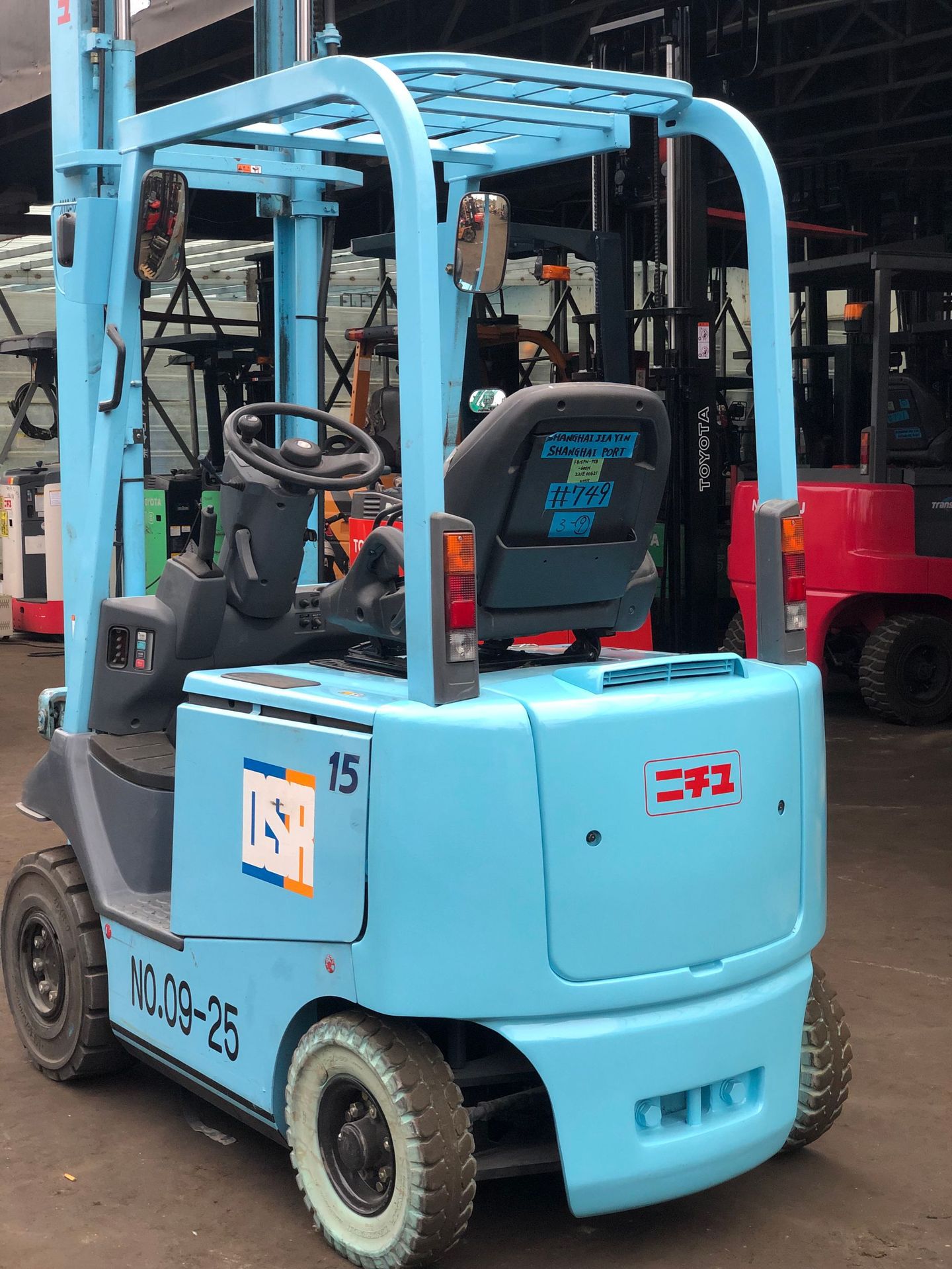 全国包邮 力至优1.5吨平衡重电动叉车 起升6米-阿里巴巴