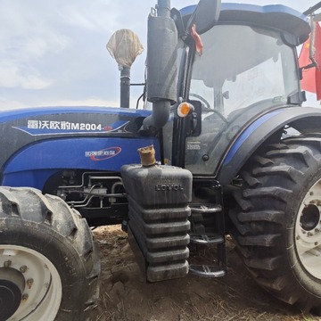 2021年优质二手雷沃2004马力拖拉机