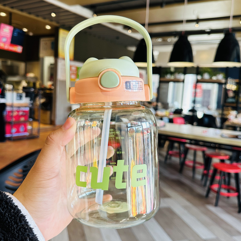 Cute Large Capacity Plastic Cup Girl Good-looking Crossbody Bear Water Cup with Straw Portable Student Outdoor Cup