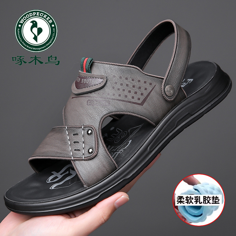啄木鸟沙滩鞋2024夏季新款真皮两穿软底休闲男士凉鞋男款凉拖鞋男