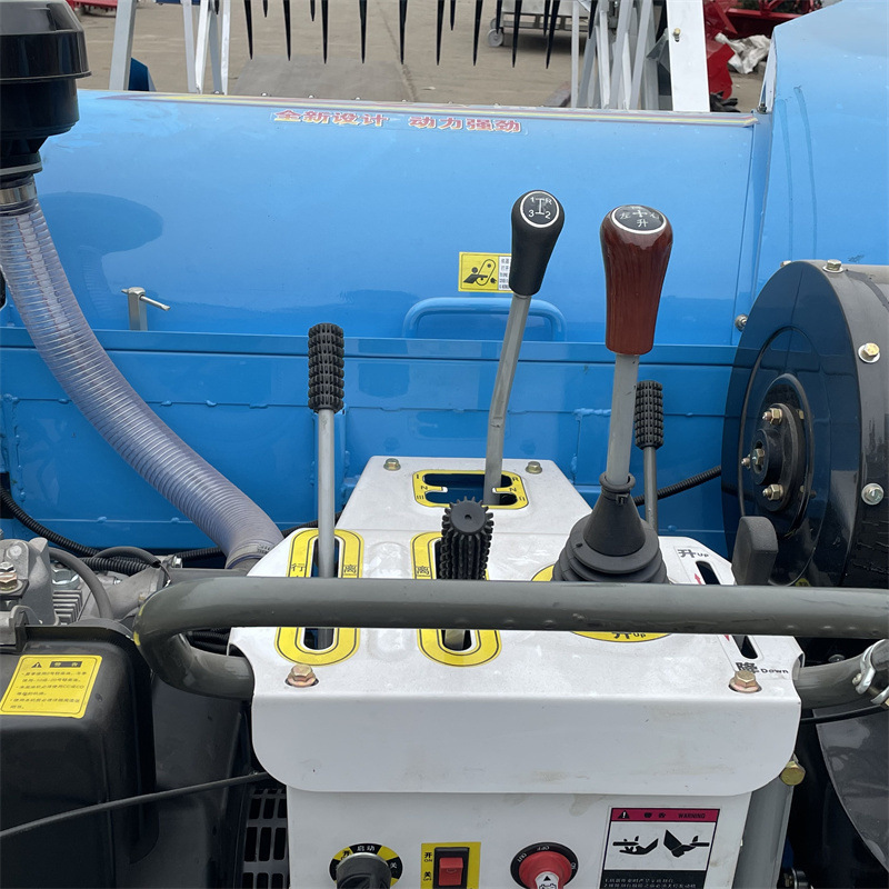 家用自走式稻麦收获机 小麦水稻青稞收割机履带式25马力小型收割