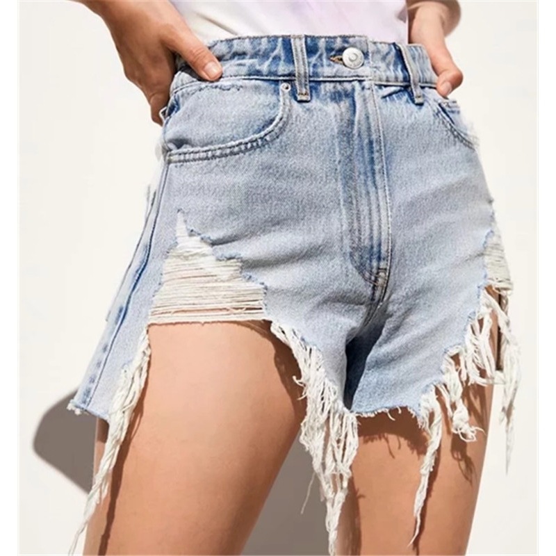 ins博主街拍个性大烂破洞牛仔短裤2021夏季新款性感显瘦热裤