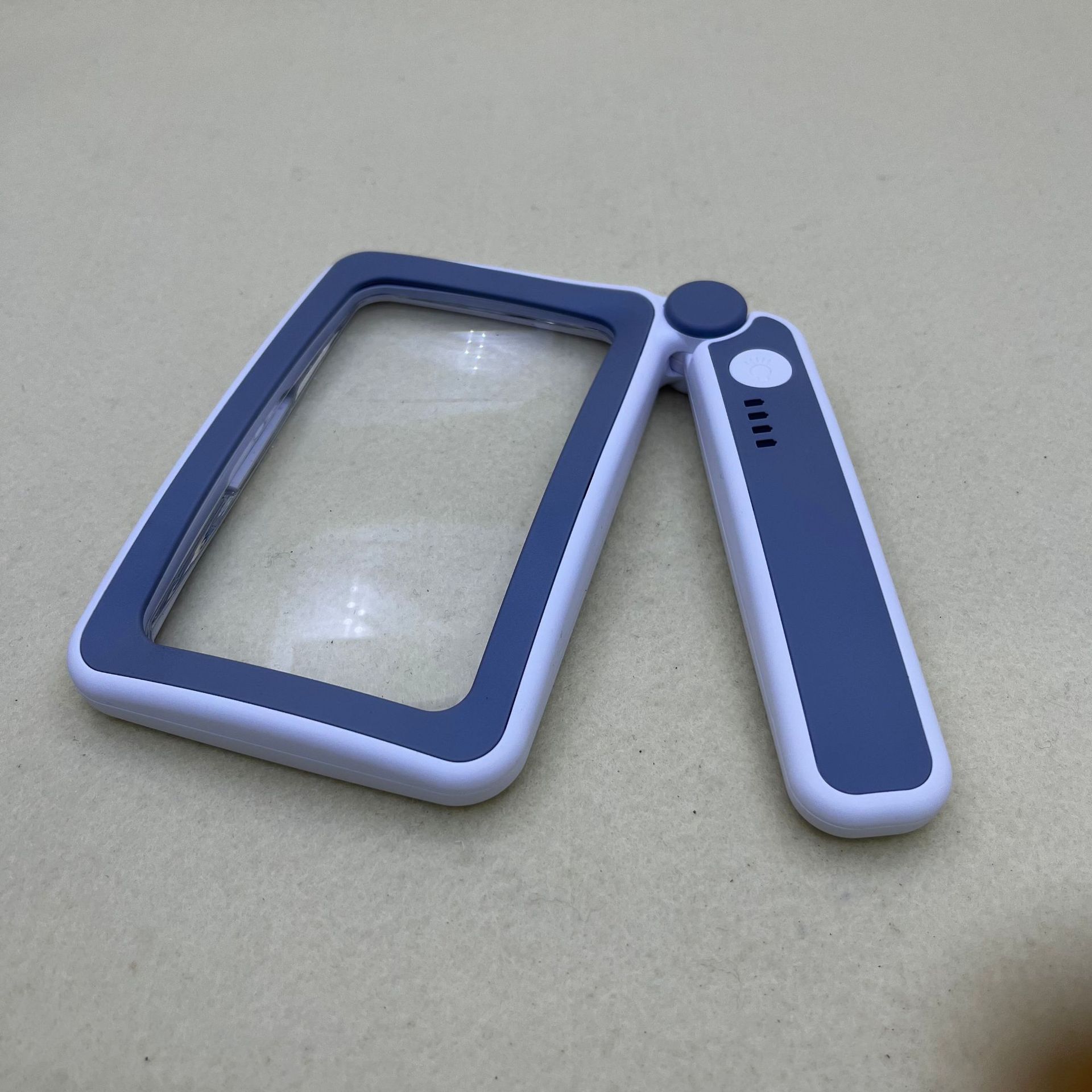 New 10863-10lc Rectangular Folding USB Charging 10 Lights Handheld Gift Magnifying Glass with Light