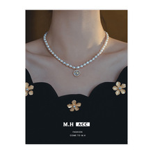 天然珍珠星芒圆牌项链小众设计高级气质颈链新款优雅巴洛克锁骨链