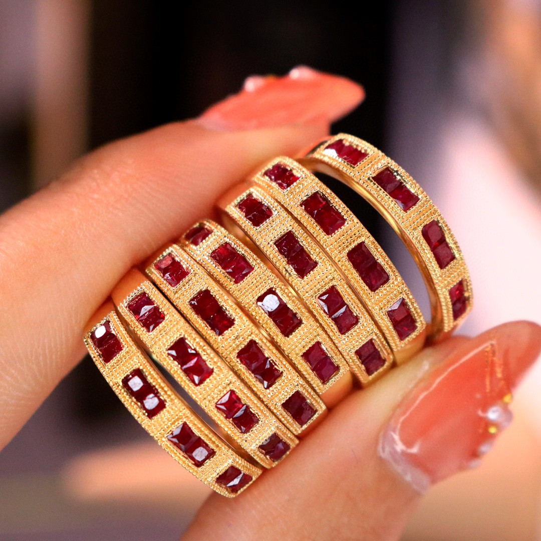 18k黄金天然红宝石排戒au750金天然彩宝女戒戒指主石48分grm大证