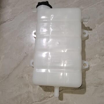 批发供应汽车膨胀水箱适用于重汽轻卡副水箱水壶wg9412531221