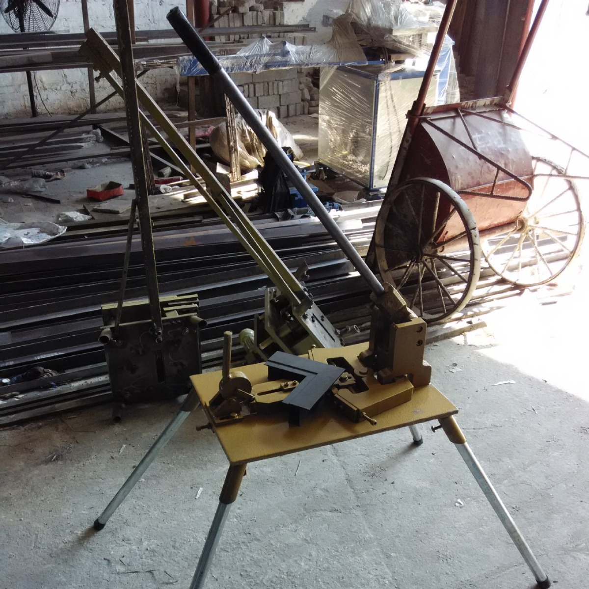 铝合金50平开窗角码撞角机 50平开窗组角机 70平开窗铝角码