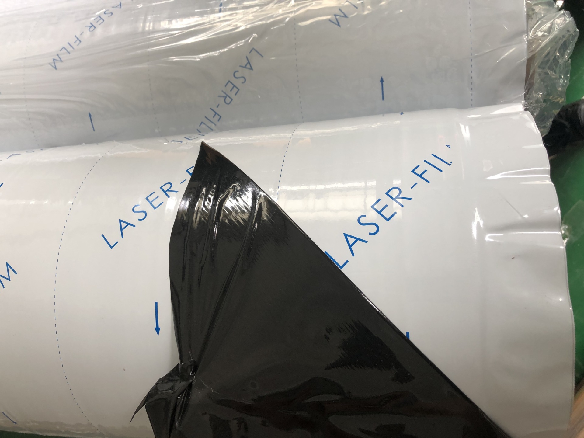 进口激光切割膜,进口激光膜,铁板保护膜,激光切割黑白膜