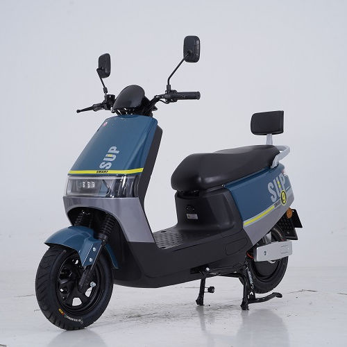 72v高速长跑王电动车尚领踏板电瓶车成人锂电池外贸用电动摩托车